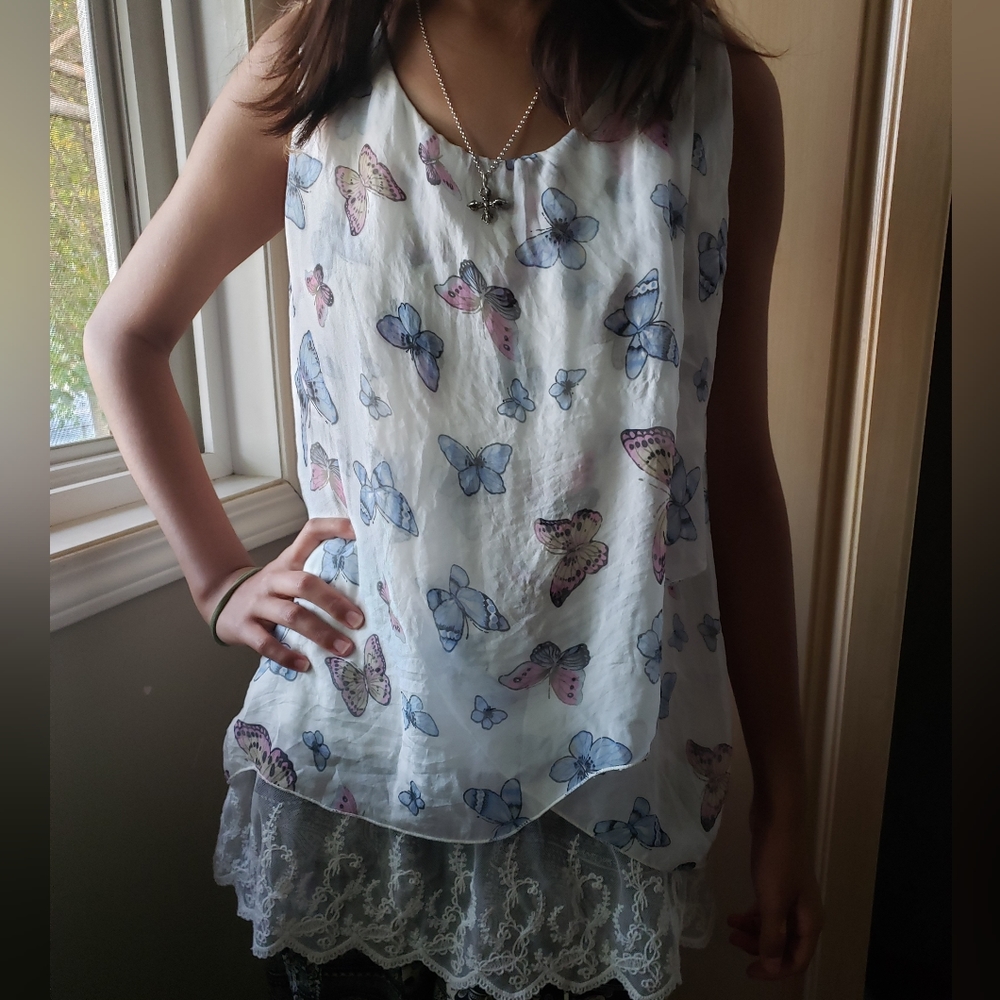 Butterfly Print Sleeveless Blouse